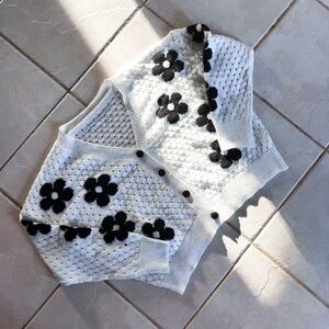 Temu • Cropped Cardigan